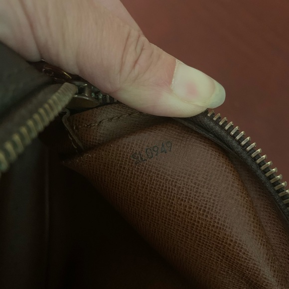 Louis Vuitton Marly Dragonne - Picture 11 of 16